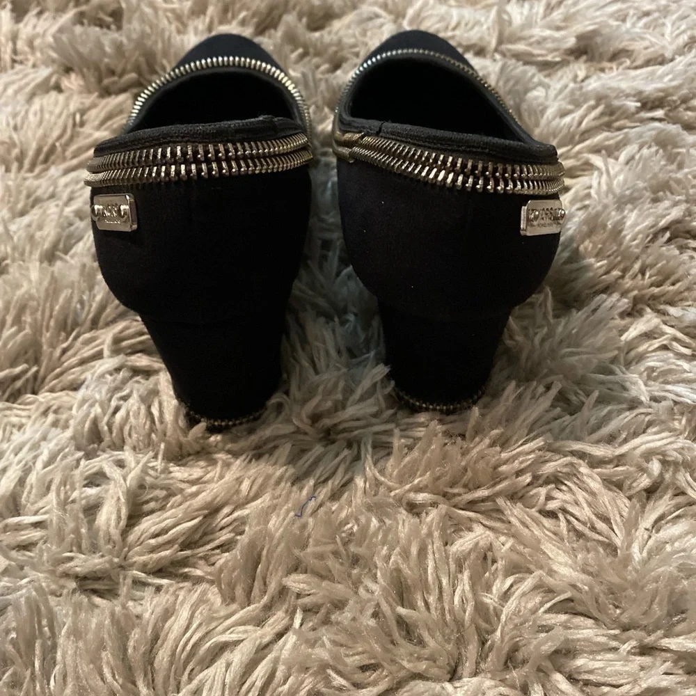 Michael Kors black  and silver zipper trim detail wedge shoes 6/7